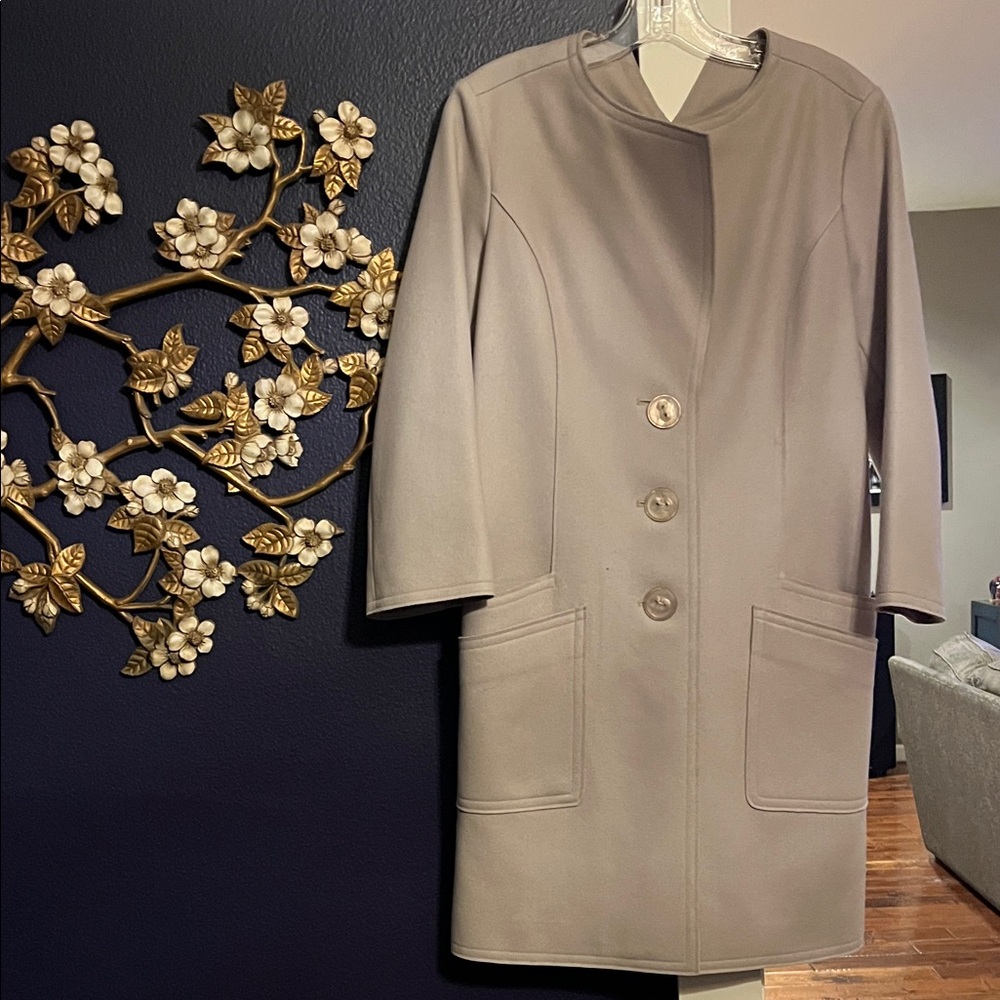 Theyskens' Theory Beige Soft Wool Coat. See measurements. Fits like small/med.